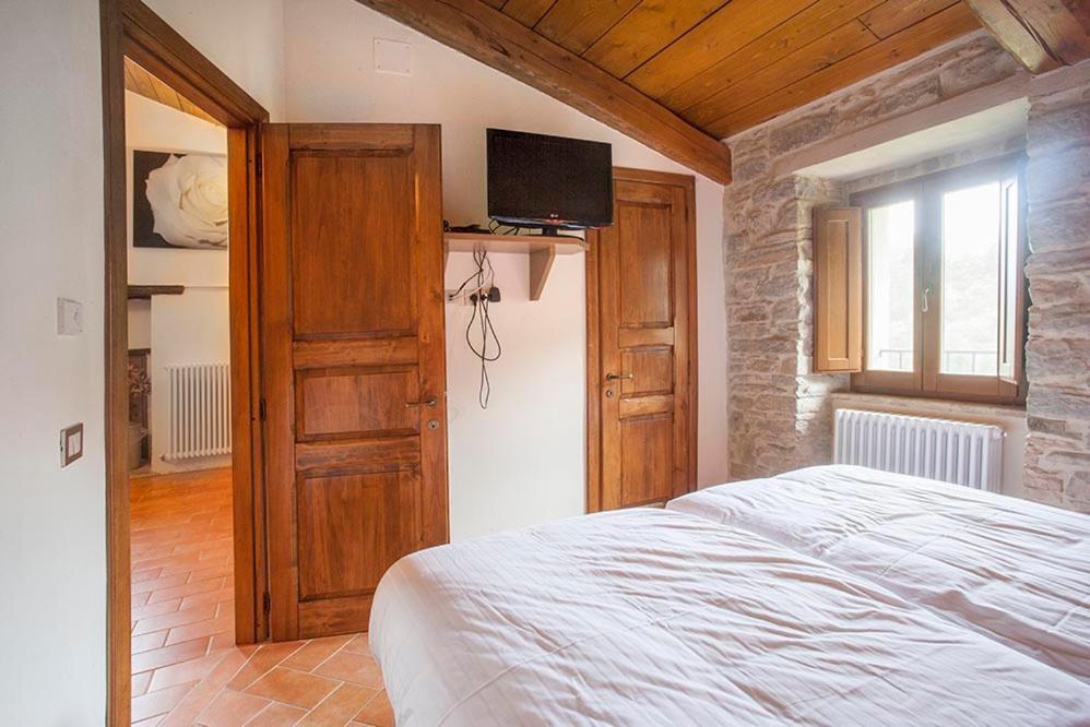 Country House Villa La Farfalla Pietralunga  Ngoại thất bức ảnh